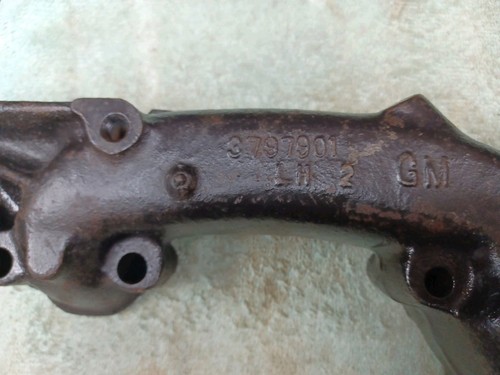 Corvette 3797901 Exhaust Manifold LH 2.5" NOS 1962-1963 - Picture 2 of 9