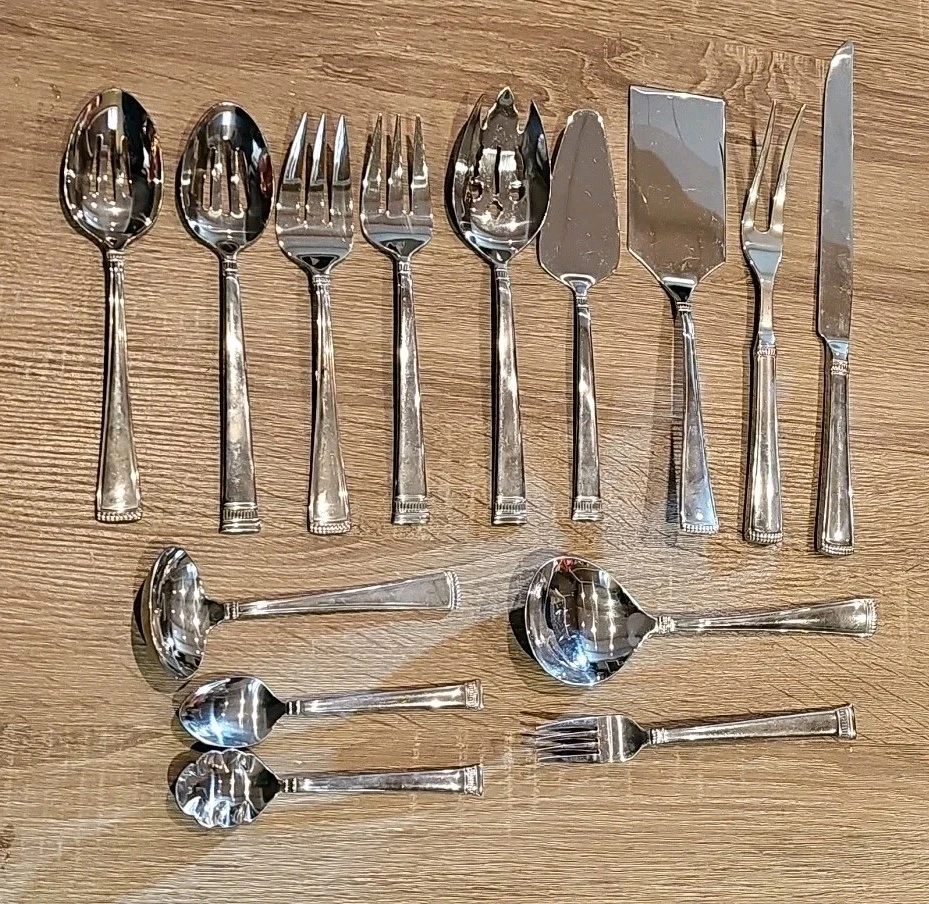 Reed & Barton Hostess Set Antique US Silver-Plated Flatware for