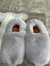 Fuzzy Microwaveable Women's Slippers - Light Gray