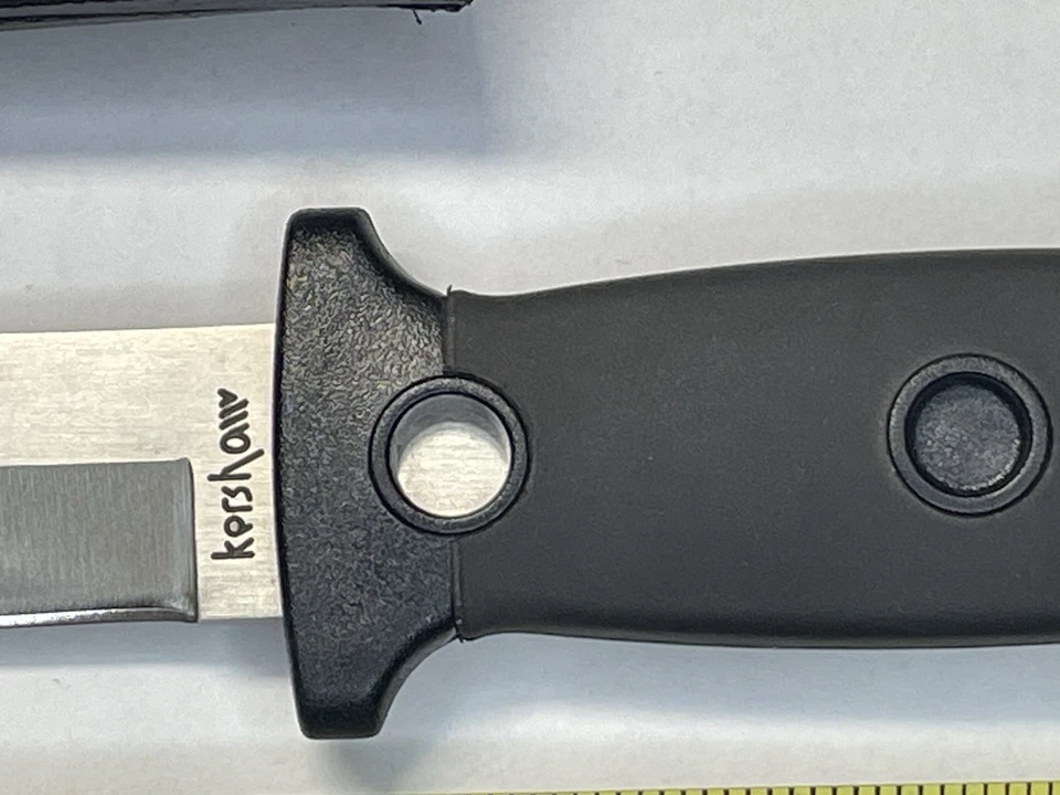 Cuchillo de bota Kershaw 1009 3 1/2” con funda de cuero, Japón, ambos en excelente estado Foto 3 de 4