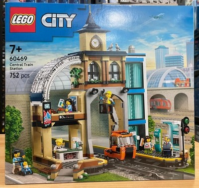 Lego 60469 City Main Train Station 752pcs Factory-Sealed