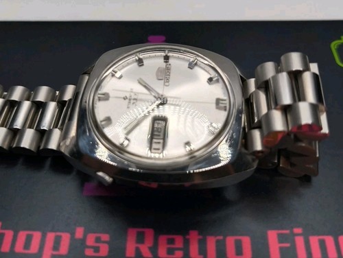 Vintage SEIKO DX Men's Automatic Watch 6106-6007 DAY/DATE .1970 -Runs - Picture 4 of 7