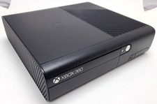 Microsoft Xbox 360 E 250GB Wireless Bundle Konsole