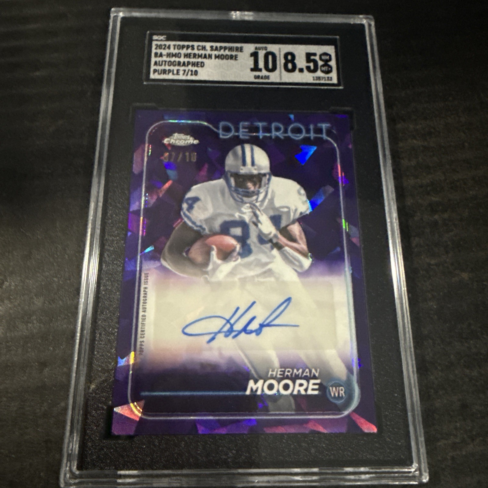 2024 TOPPS CHROME PURPLE AUTO HERMAN MOORE 7/10 SGC 8.5 AUTO 10 DETROIT LIONS