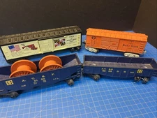 Lot Of 4 Lionel Rolling Stock/Reefer /GONDOLAS