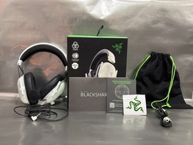 Xbox Series X 1TB Bundle 2 Controllers GTA V Razer Box