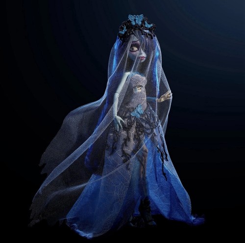 Monster High Tim Burton's Corpse Bride Emily Skullector bambola alla moda IN MANO - Foto 4 di 6