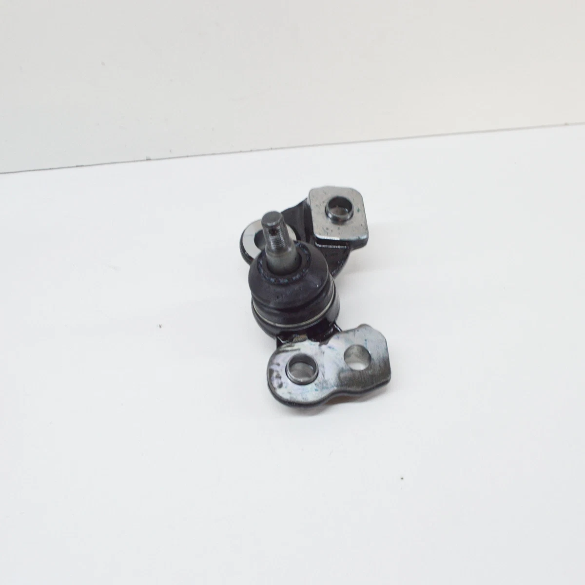 LEXUS LS XF40 Front Left Lower Ball Joint 4334059145 43340-59145 