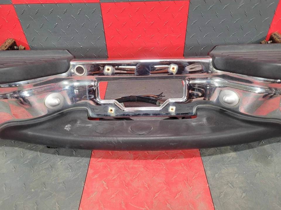 Conjunto de parachoques trasero 99-07 FORD F250 SD **CROMO** Foto 4 de 4