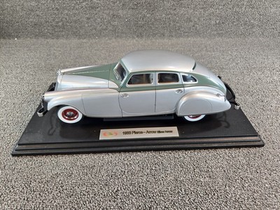 Signature Models 1933 Pierce Arrow Silver Arrow 1/18 Scale With