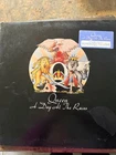 Queen A Day At The Races Vinyl  1976