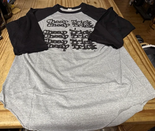 Cheap Trick 8/8/81 Chicagofest Navy Pier Vintage Raglan Shir Vintage vintage concert t-shirt, vintage, single stitch, B+ condition