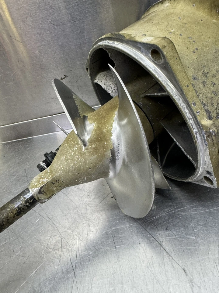 95 96 97 98 Yamaha Waveventure 700 WVT700 1998 bomba de chorro impulsor eje de transmisión 1100 Foto 4 de 4