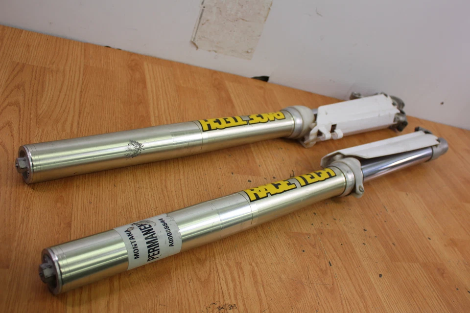 Yamaha YZ250F 2003 horquillas delanteras/suspensión delantera Foto 3 de 4