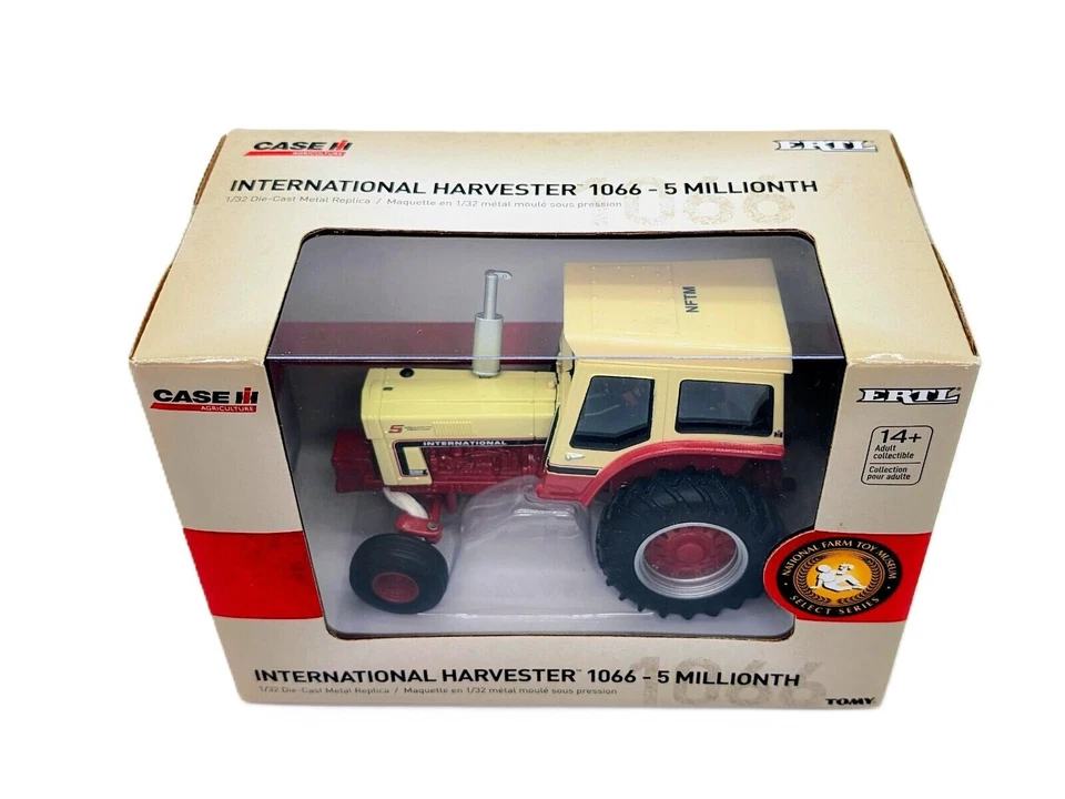 1/32 Ertl Farm Toy International Harvester 1066 - 5 millones - tractor NFTM Foto 2 de 3