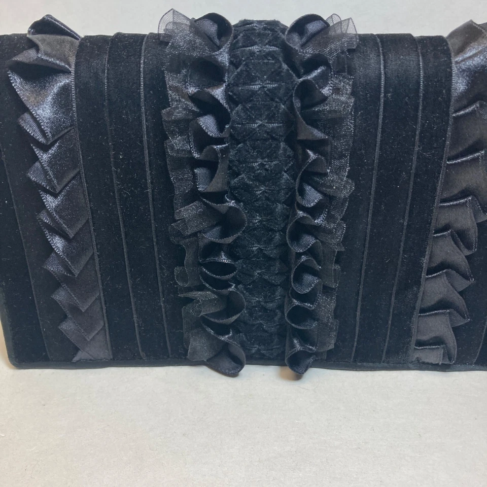 Bolso de Noche Kate Landry Bolso sin asas Negro Terciopelo Cinta Acento Correa para el Hombro Foto 4 de 4