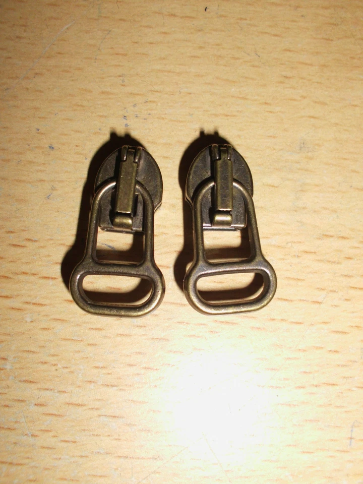 (2,90 € / Stück) 2 Schieber für YKK & Markenlose Metall Jacken RVS (N50)