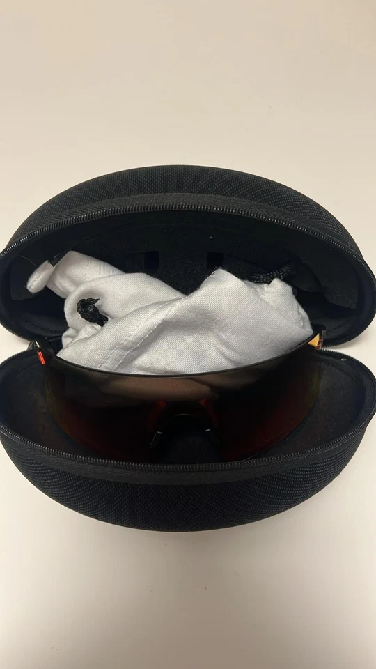 ochiali da sole uomo Adidas - Immagine 2 di 4