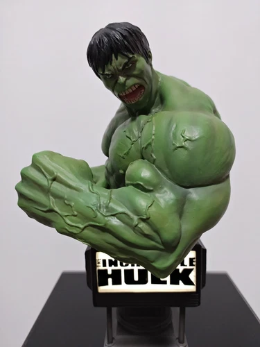 KOTOBUKIYA MARVEL COMICS HULK FINE ART BUST / SIDESHOW ATTAKUS WETA GENTLE GIANT