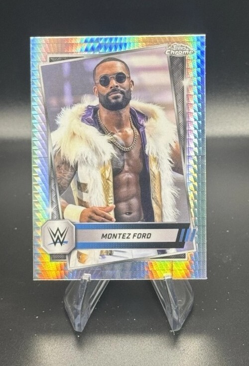 2025 Topps Chrome WWE Prism Refractor Montez Ford