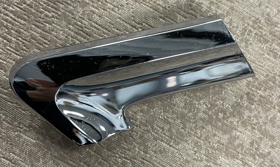 NOS 1964 Chrysler 300K Mopar RH Fender Chrome Trim Moulding - Image 2 of 4