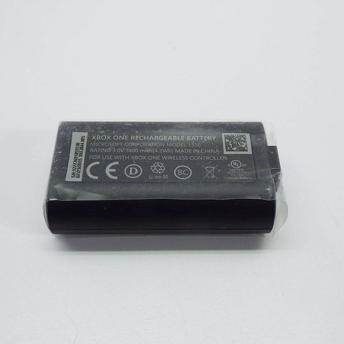 GENUINE Xbox One official Rechargeable Battery Model 1556 (LOOK DESC