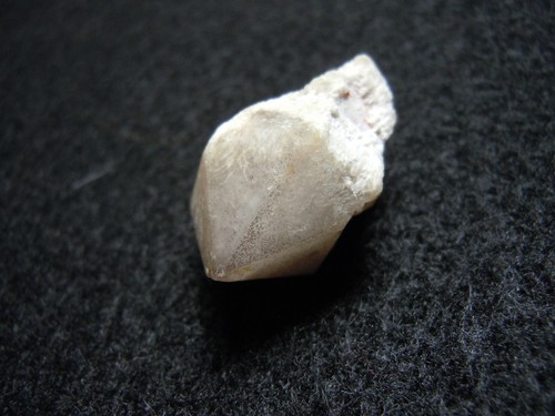 Quartz Crystal Frosted Natural Mined Point Arkansas 24 Carats - Picture 4 of 12