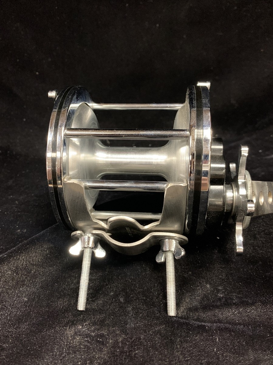 DAIWA SEALINE 4/0 未使用品 即決 ダイワ 両軸リール シーライン SEALINE 4/0 美品 整備済み