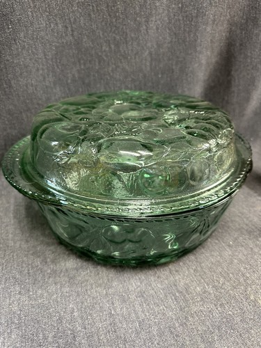 Vintage Libbey "Orchard Fruit" Embossed Glass Covered Casserole Dish EUC