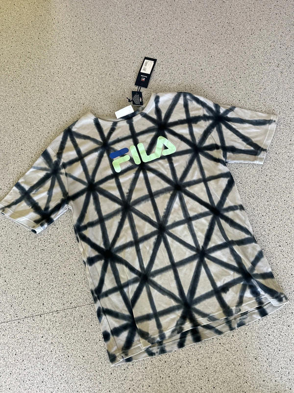 T shirt Fila oversize tie dye vintage lavata taglia small