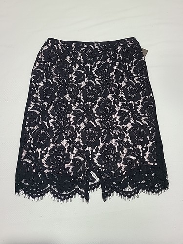 Vince Camuto Women's Black Victorian Floral Lace Modern Pencil Skirt Size 4 - Picture 3 of 8