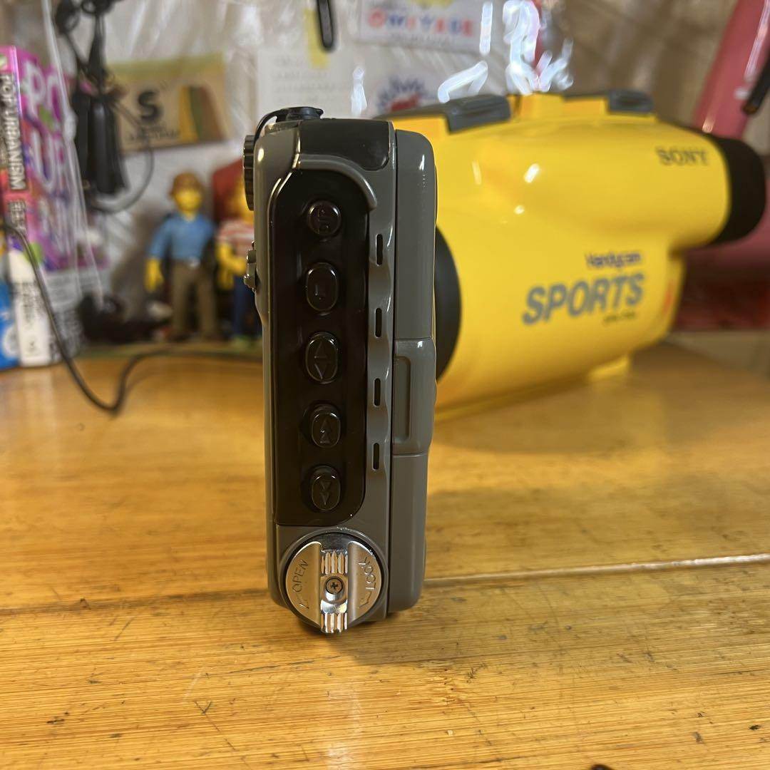 ポータブルプレーヤー Panasonic SHOCK WAVE RQ-SW5 YAXI Panasonic Shockwave Cassette Player RQ-SW5 Maintenance