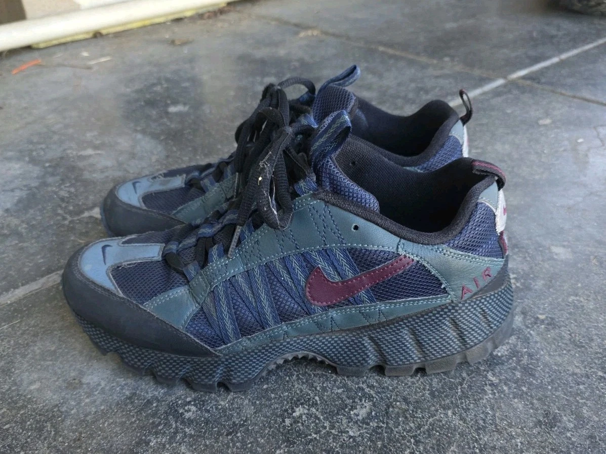 Size 9 Nike Air Humara QS Faded Spruce Black Greene Trail Hiking Shoes