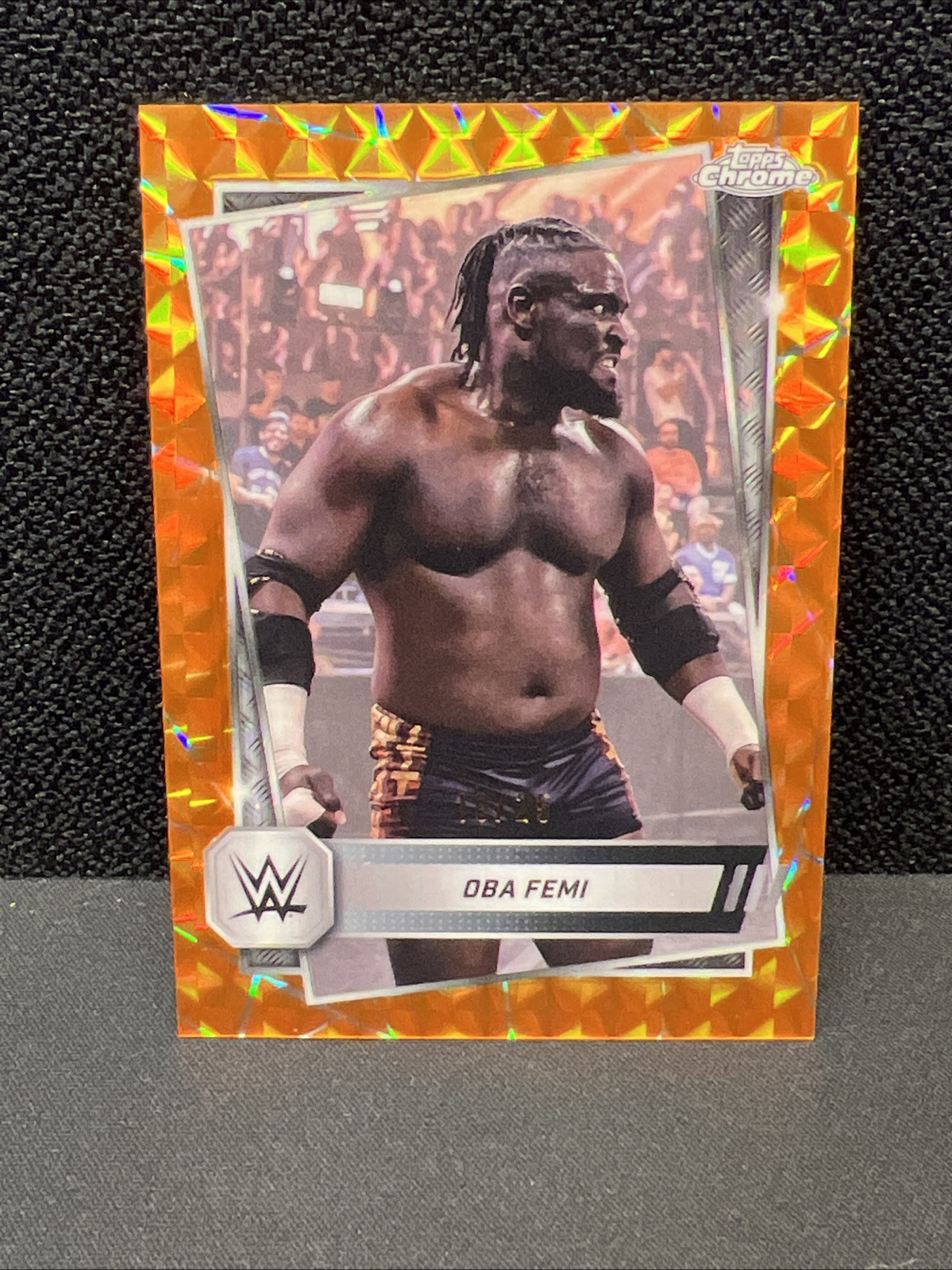 /25 OBA FEMI 2025 TOPPS CHROME WWE GEOMETRIC ORANGE REFRACTOR