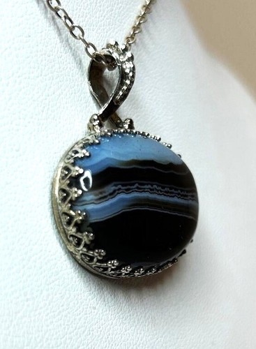 Sardonix Negro Natural, Colgante Horizontal Hecho a Mano Plata de Ley, Cadena Gratis - Imagen 3 de 4