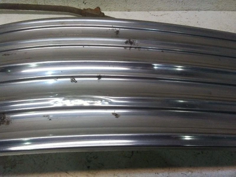 Tapa de cubierta cromada PONTIAC Silver Streak 1951 moldura de caída de agua Foto 4 de 4