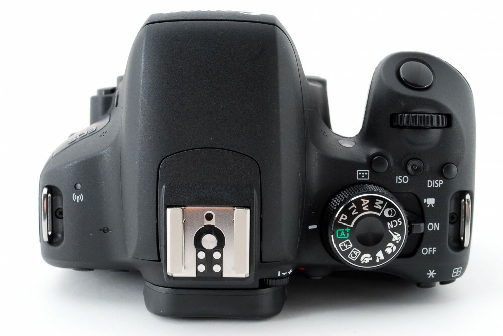 Canon EOS Rebel T7i/800D/Kiss X9i 24.2MP 35-80/80-200mm