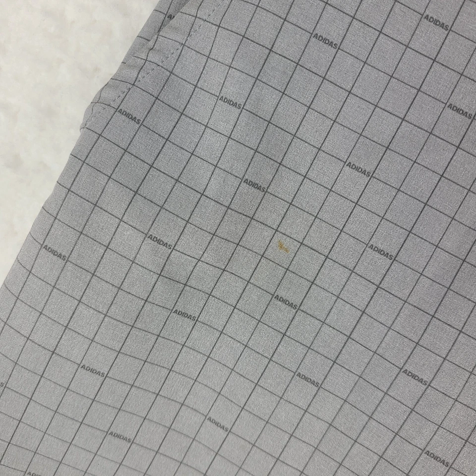 Pantalones Cortos Adidas Para Hombre 34 Gris 8" Estampado Completo Cuadros Rendimiento Chino Golf * Foto 2 de 4