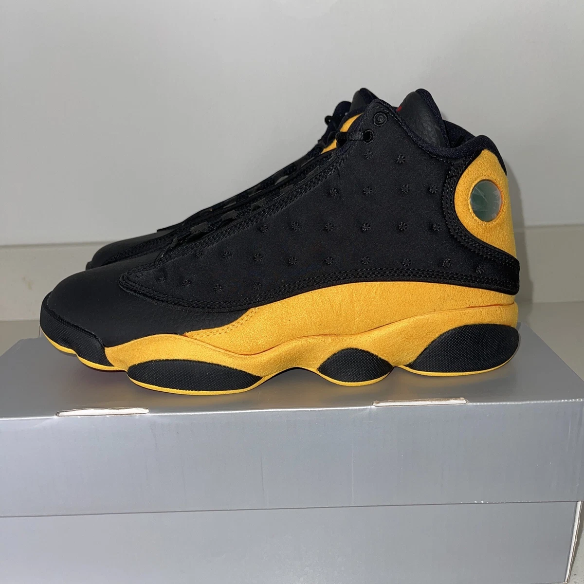 Jordan retro melo 13 hotsell