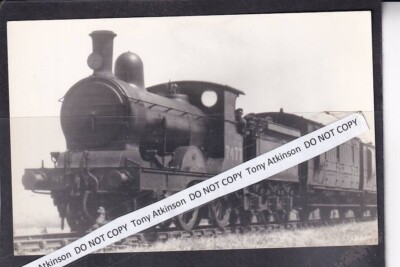 LNER - EX GREAT EAST - E4 CLASS 2-4-0 NO. 7477 - VINTAGE BILD - # L13451