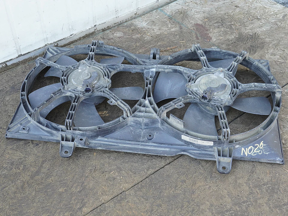 2004 - 2008 Nissan Maxima Fan Shroud Blade Cooling Electric Motor Radiator Oem Foto 4 de 4