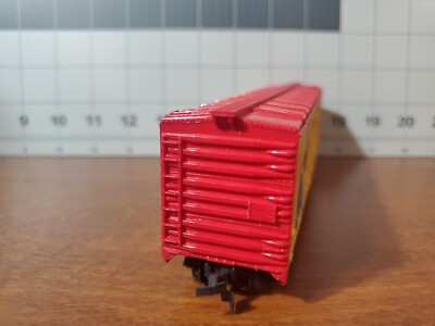 HO Scale Tyco Model Train Old Dutch Cleaner Chases ODCX #3752 Box