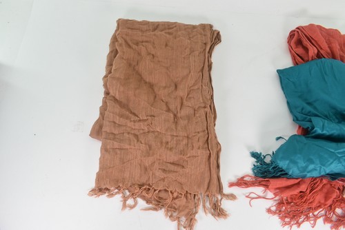 Lot of 4 Womens Scarves - 100% Viscose - Brown Blue Red Pink - Picture 2 of 6