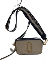 MARC BY MARC JACOBS Shoulder bag leather WHT plain