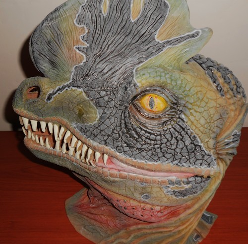 JURASSIC PARK DILOPHOSAURUS SPITTER HALLOWEEN MASCHERA DINOSAURO E MANI ANNI 90 - Foto 6 di 7