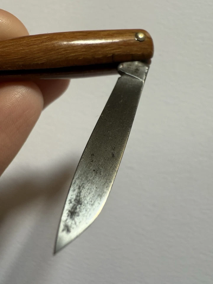 Navaja de bolsillo imperial con forma de bate de béisbol de una sola hoja coleccionable en EE. UU. Foto 4 de 4