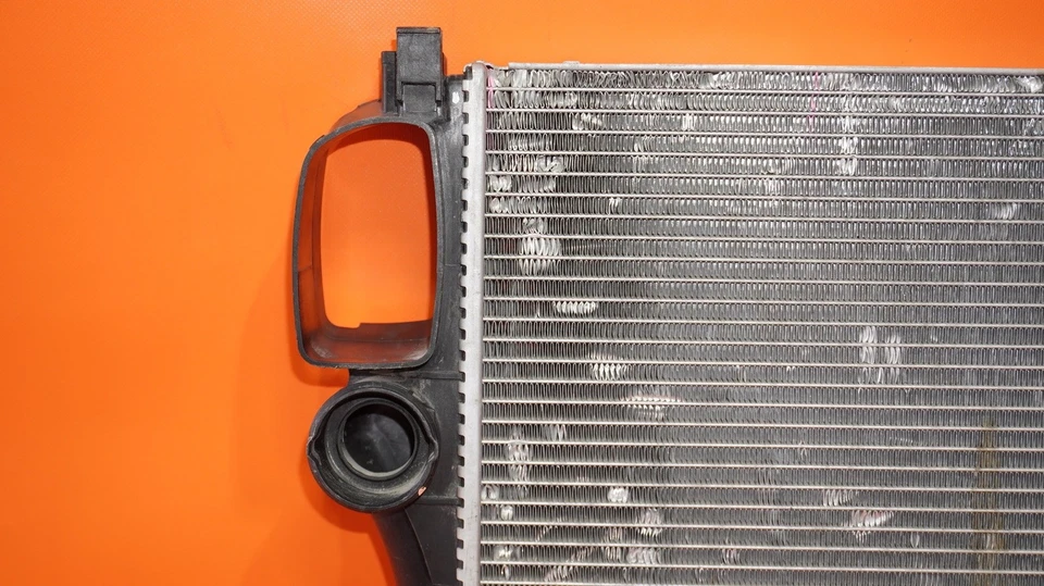 RADIADOR DE REFRIGERACIÓN MERCEDES BENZ S550 2007 2008 2009 A2215002503 CLS550 OEM Foto 4 de 4