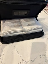 CD/DVD STORAGE CASE 24 pockets, zippered Black