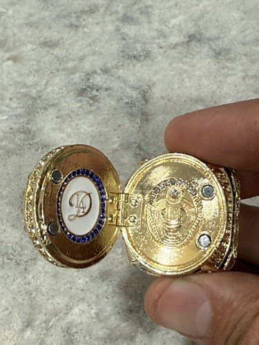 LA Dodgers 2024 World Series Rings. FREEMAN, OHTANI, BETTS, or KERSHAW - Picture 9 of 10