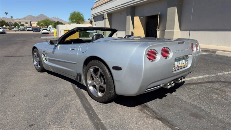 2001 Quicksilver Metallic Chevrolet Corvette   | C5 Corvette Photo 4
